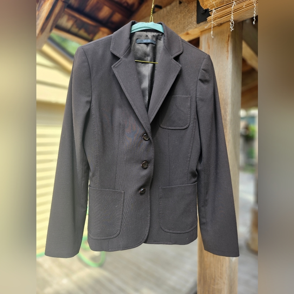 Tahari brown blazer